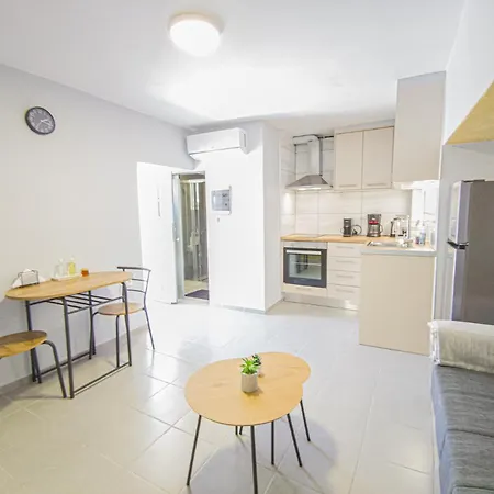 Lejlighed Comfy With Small Private Pool, Fiber Internet And Private Parking Chania (Crete)