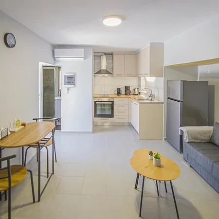 Comfy With Small Private Pool, Fiber Internet And Private Parking *