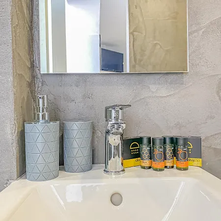 Comfy With Small Private Pool, Fiber Internet And Private Parking Chania (Crete)