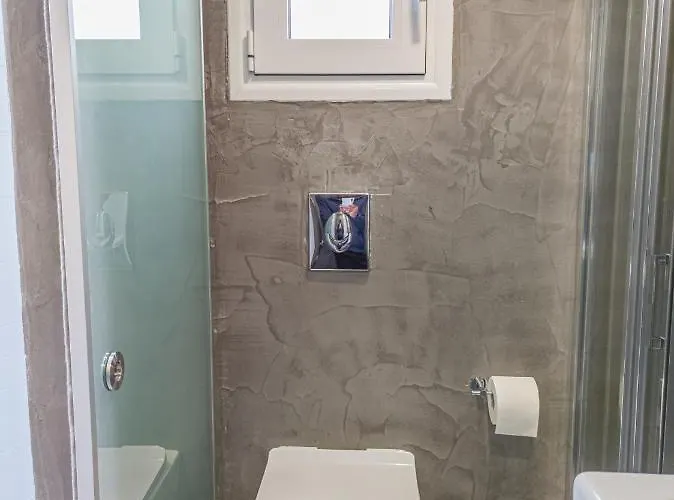 Apartment Comfy With Small Private Pool, Fiber Internet And Private Parking