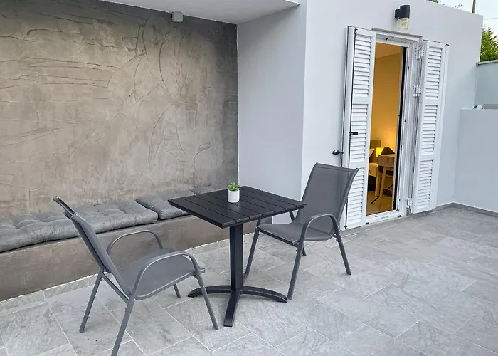 Comfy With Small Private Pool, Fiber Internet And Private Parking