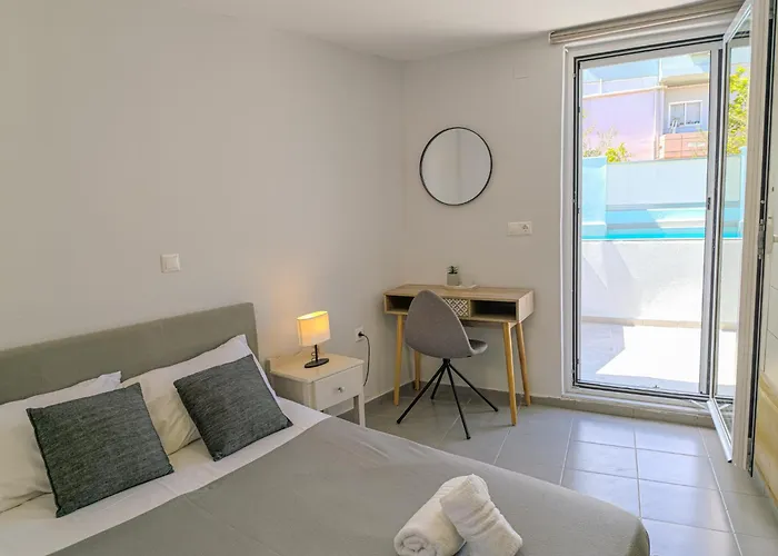 Apartment Comfy With Small Private Pool, Fiber Internet And Private Parking *