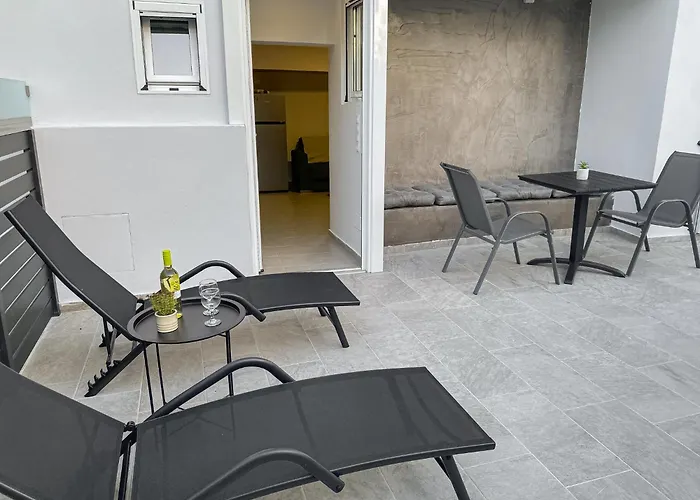 Comfy With Small Private Pool, Fiber Internet And Private Parking *